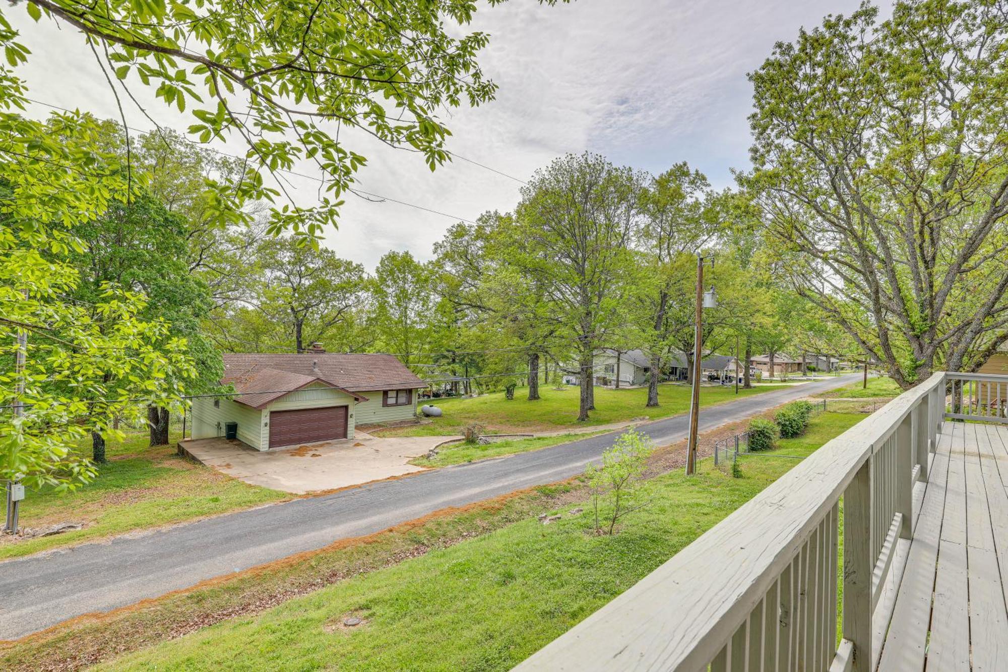 Shell Knob Home With Deck And Table Rock Lake View エクステリア 写真