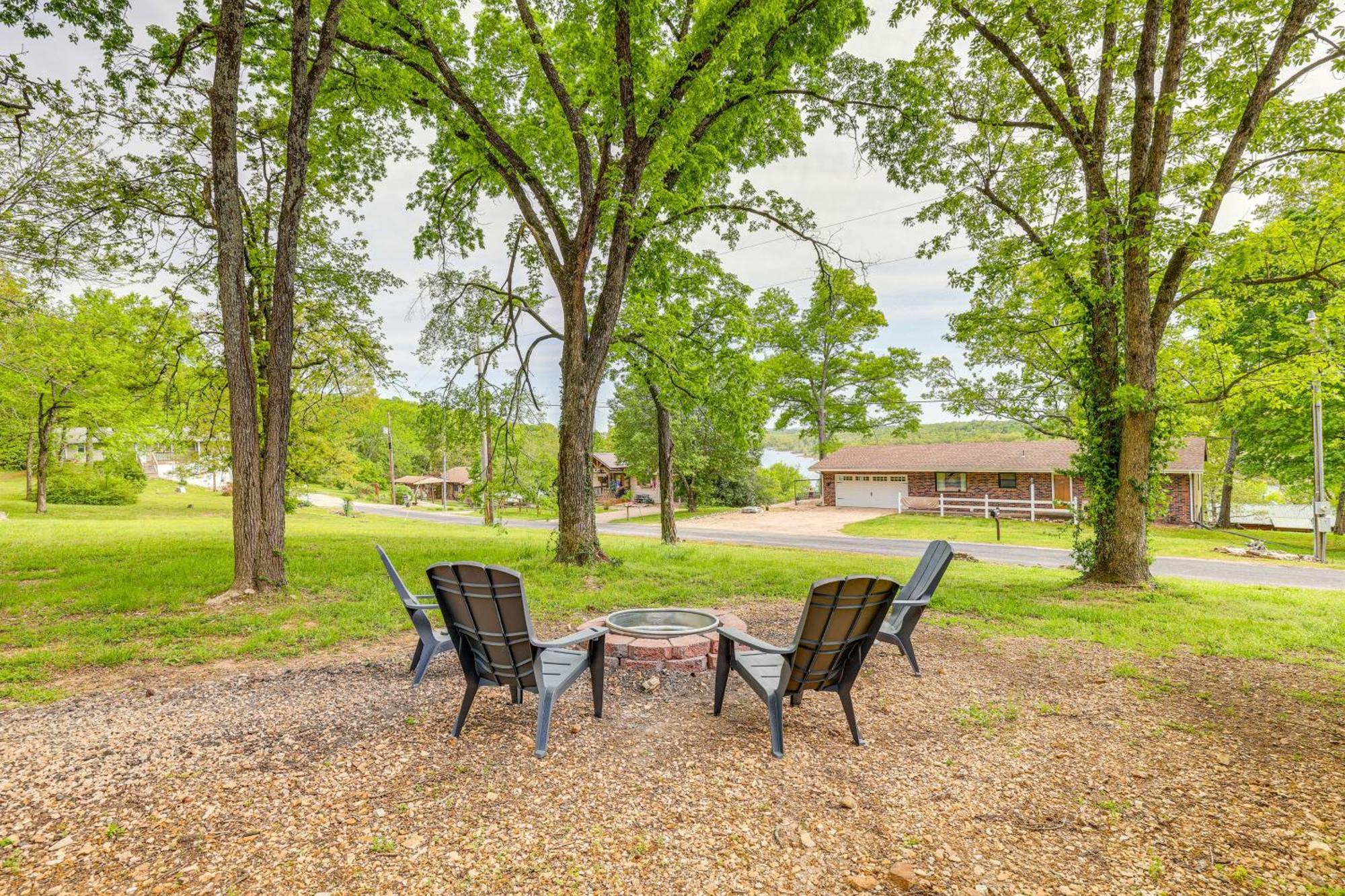 Shell Knob Home With Deck And Table Rock Lake View エクステリア 写真